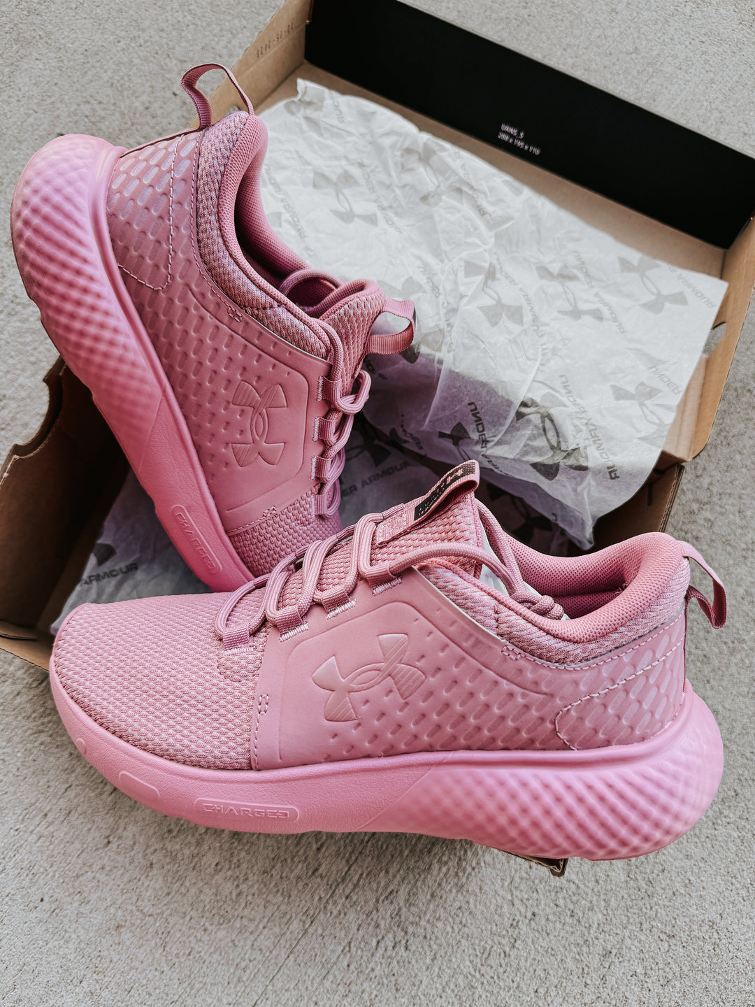 Women s Under Armour Charged Decoy Running Shoes Pink Elixir Boot Country